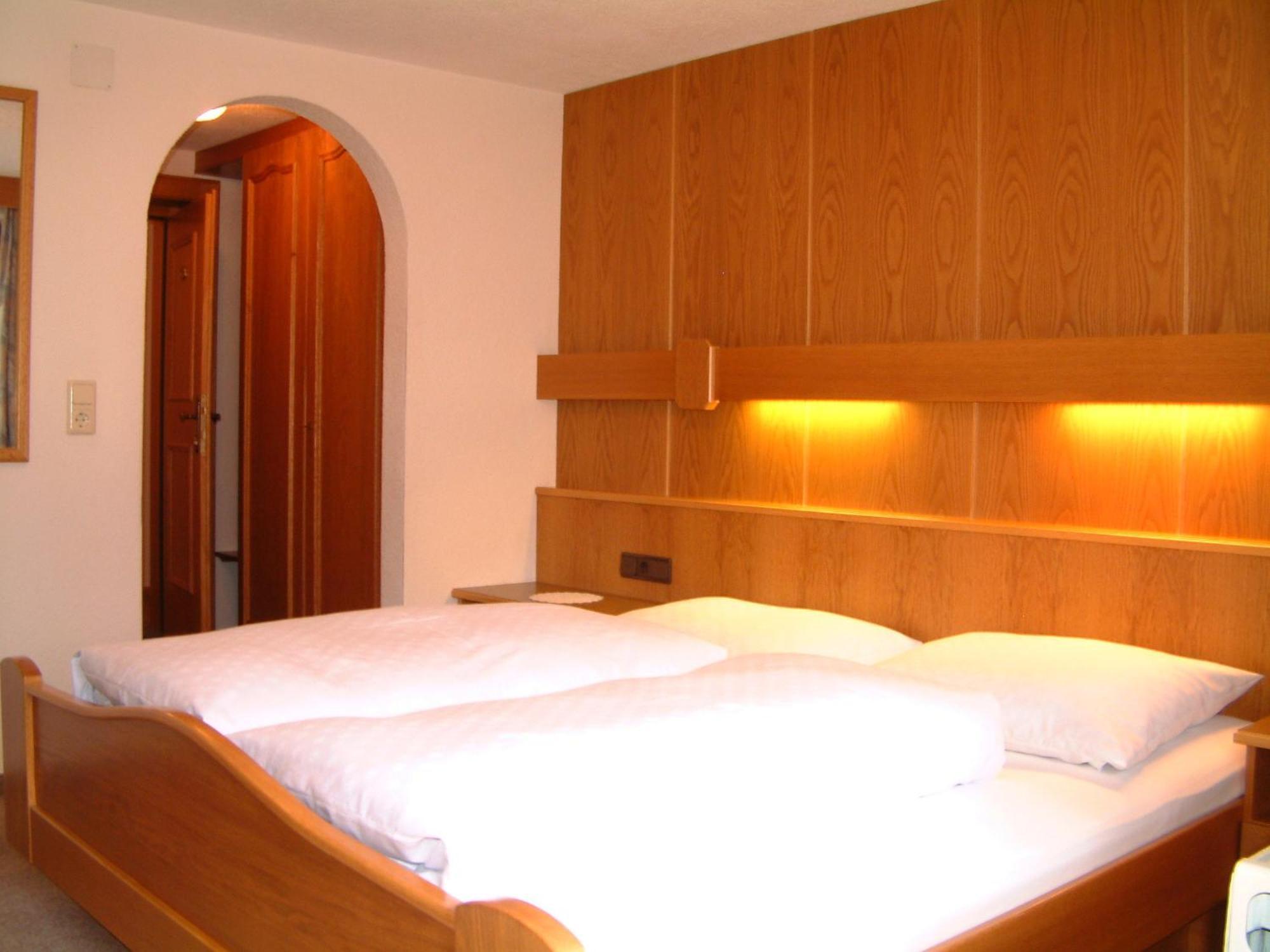 Garni Mathonerhof Hotel อิสชเกิล ภายนอก รูปภาพ